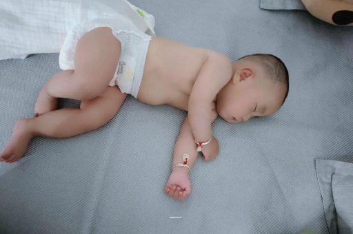 衢州孕妇肚子一跳一跳